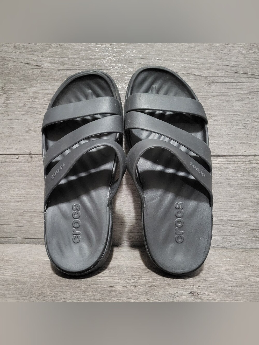 Crocs Women's Size 5 Getaway Strappy Sandals Black